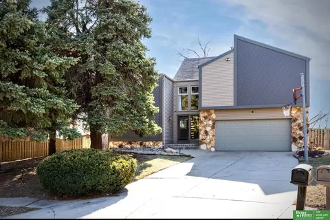 2334 N 113 St, Omaha, NE 68164