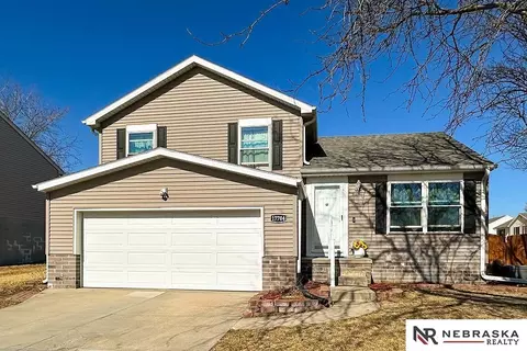 17704 Josephine St, Omaha, NE 68136