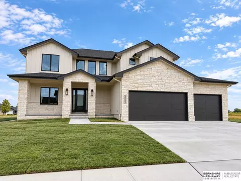 3509 S 219th Ave, Elkhorn, NE 68022