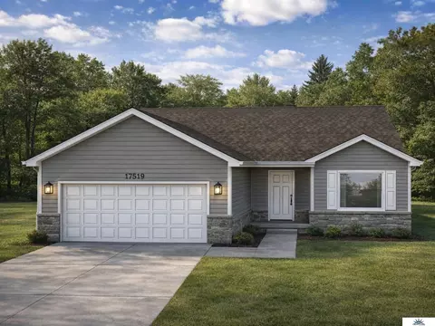 17519 Greenleaf St, Omaha, NE 68136