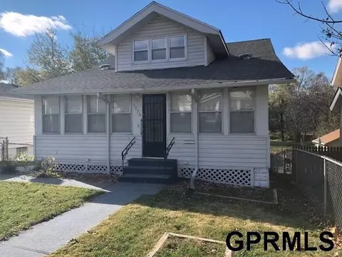 3076 S 34th St, Omaha, NE 68105