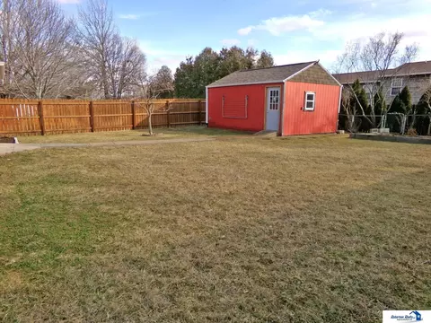 Exterior - 1409 Bell St, Beatrice, NE 68310 photo 8 of 9