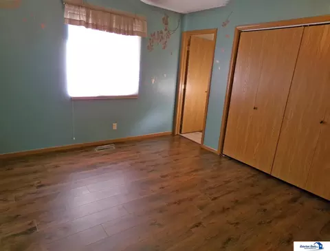Bedroom - 1409 Bell St, Beatrice, NE 68310 photo 1 of 3