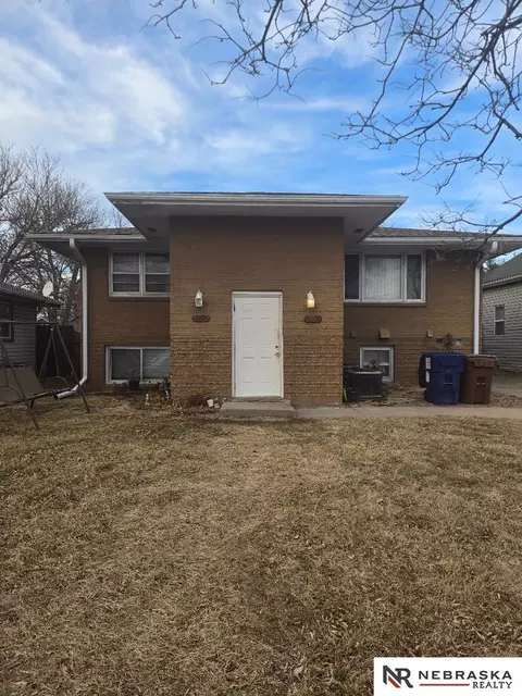 3210 Y St, Lincoln, NE 68503