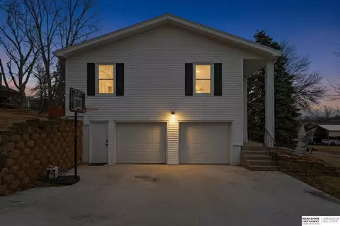 2012 Scott Ave, Tekamah, NE 68061 photo 4