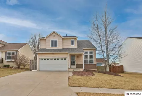 15419 Tucker St, Bennington, NE 68007