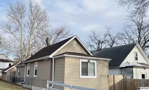 2933 S 18th St, Omaha, NE 68108