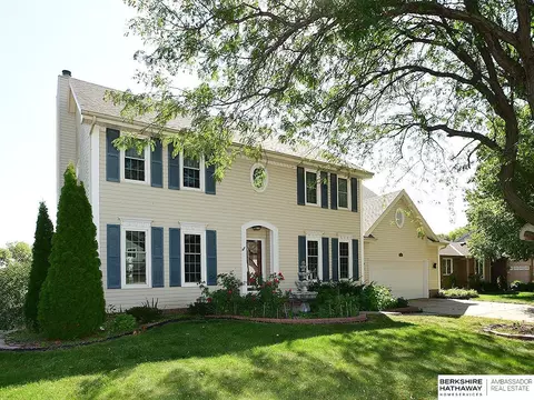 6009 S 158 St, Omaha, NE 68135