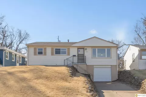 5839 Sprague St, Omaha, NE 68104