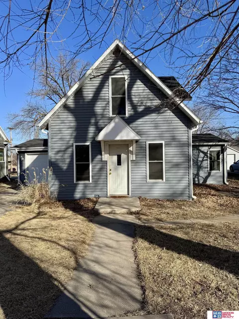 107 E 7th St, Stromsburg, NE 68666