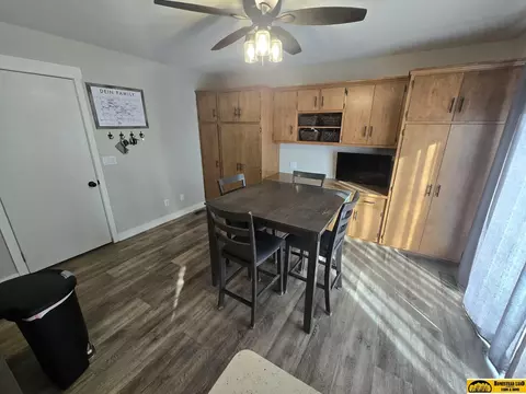 Dining - 800 N 18th St, Beatrice, NE 68310 photo 2 of 2