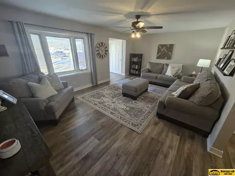 Living - 800 N 18th St, Beatrice, NE 68310 photo 1 of 3