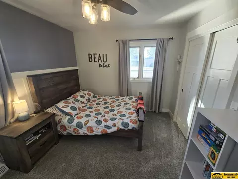 Bedroom - 800 N 18th St, Beatrice, NE 68310 photo 4 of 6