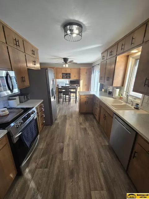 Kitchen - 800 N 18th St, Beatrice, NE 68310 photo 2 of 2