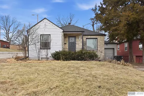 1020 S 31st St, Omaha, NE 68105
