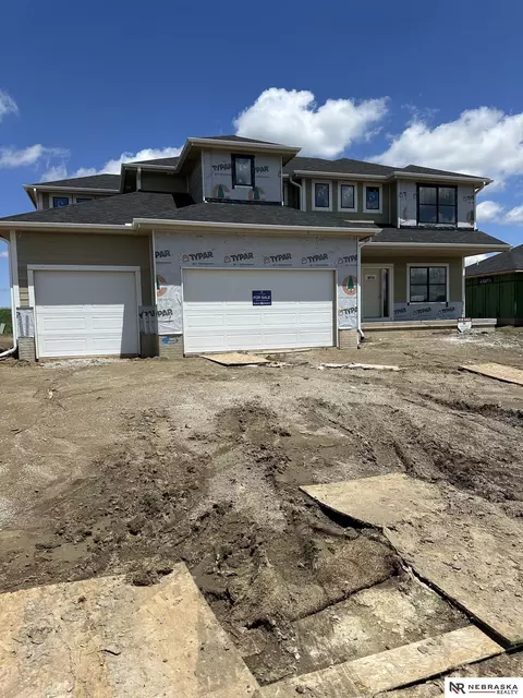 3818 Prairie Breeze Rd, Lincoln, NE 68516