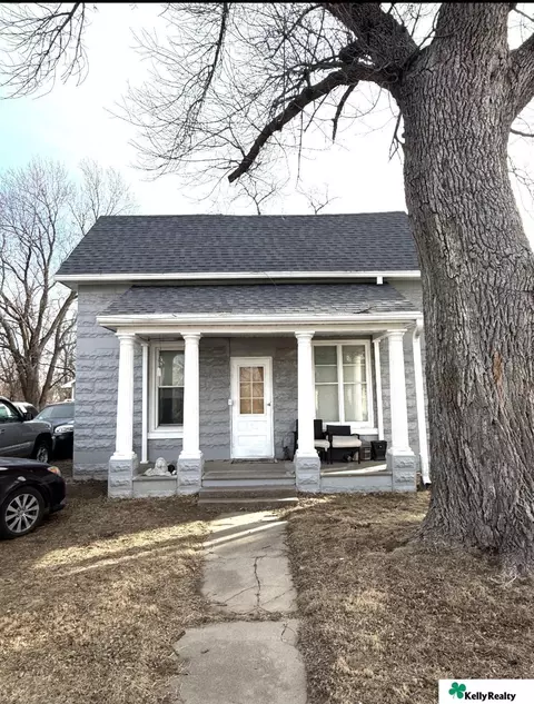 521 N Logan Ave, Oakland, NE 68045
