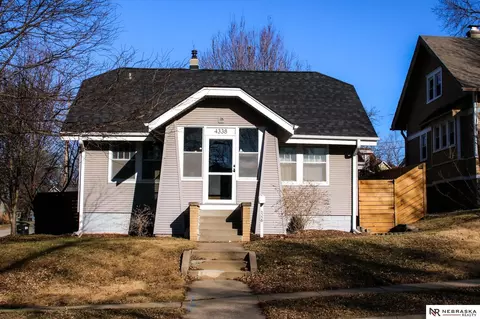 4338 Cass St, Omaha, NE 68131