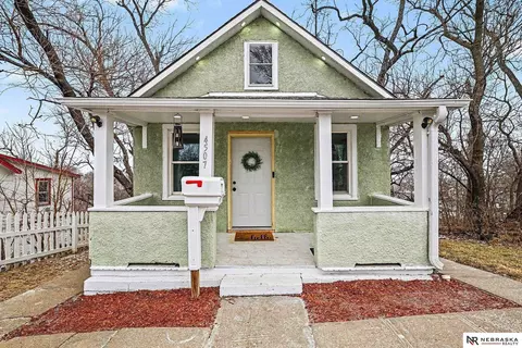 4507 S 15th St, Omaha, NE 68107