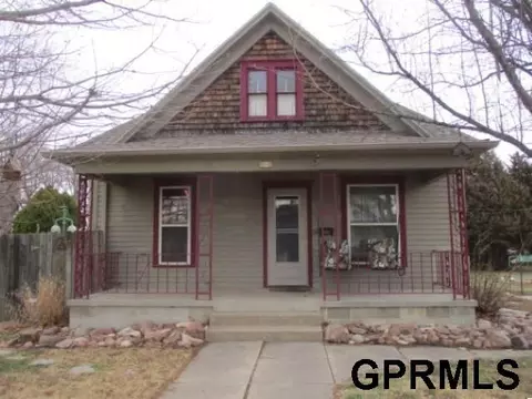 101 5th St, Fairbury, NE 68352