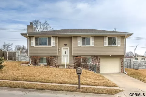 14604 Emiline St, Omaha, NE 68138