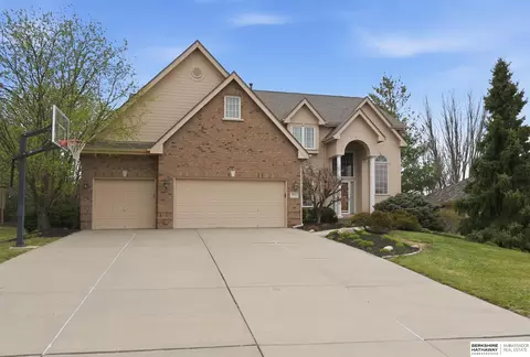 2671 S 191st Cir, Omaha, NE 68130