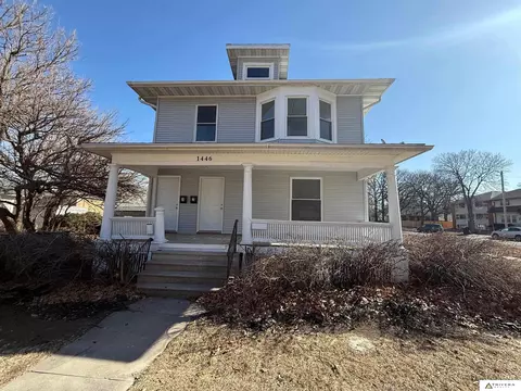 1446 S 11 St, Lincoln, NE 68502