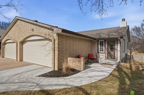 1828 Normandy Ln, Lincoln, NE 68512