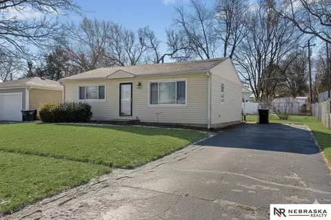 5401 Orchard St, Lincoln, NE 68504