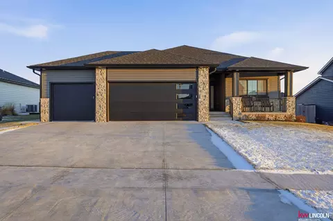 1539 W Avalanche Rd, Lincoln, NE 68521