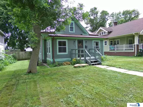 1217 Ella St, Beatrice, NE 68310