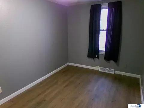 Bedroom - 1118 Bell St, Beatrice, NE 68310 photo 2 of 3