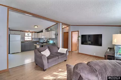 Living - 509 E Circle Dr, Hooper, NE 68031 photo 1 of 3