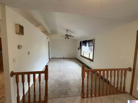 Living - 1028 Frontier Rd, Beatrice, NE 68310 photo 4 of 5