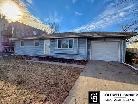 6702 S 83rd Ave, Ralston, NE 68127