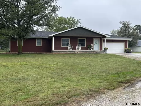 1042 County Road 1900 Rd, Crete, NE 68333