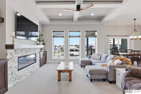 10211 S 191st Ave, Omaha, NE 68136