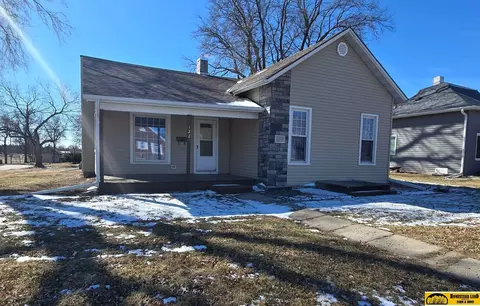 1223 Market St, Beatrice, NE 68310