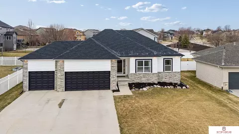 8022 N 159th Ave, Bennington, NE 68007