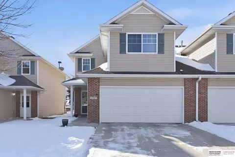 15317 Amy Plz, Omaha, NE 68137