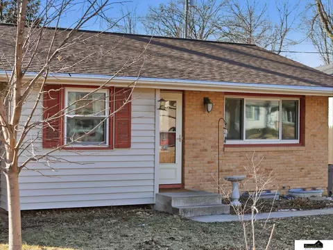 7311 Garland St, Lincoln, NE 68505