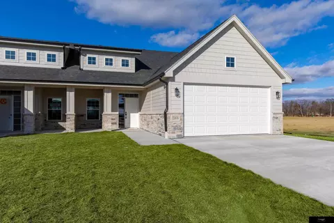 23824 Southwest St, Waterloo, NE 68069
