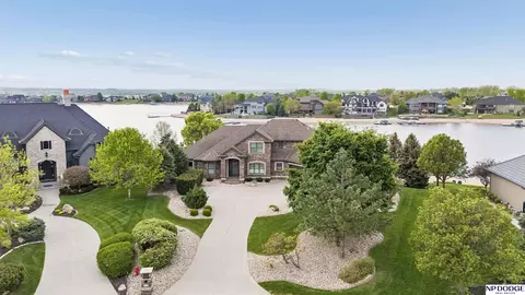 519 S 249 Cir, Waterloo, NE 68069