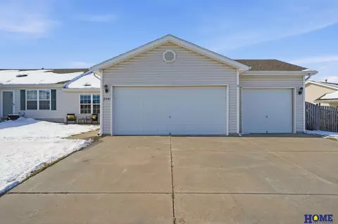 2401 NW 47th St, Lincoln, NE 68528