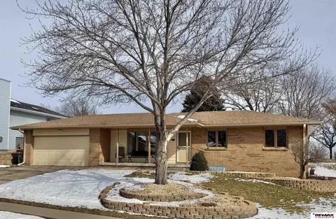 450 N 86 St, Lincoln, NE 68505