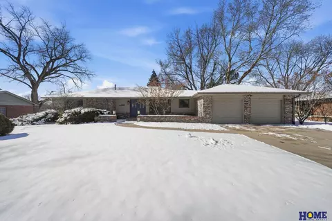 7215 S Hampton Rd, Lincoln, NE 68506