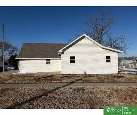 340 S 2nd St, Springfield, NE 68059