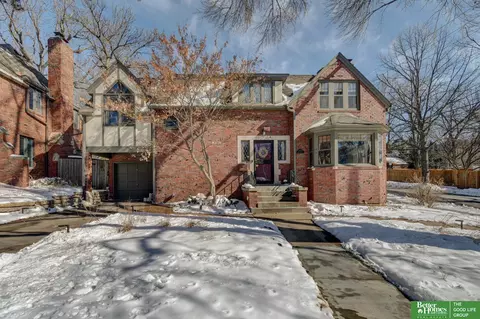 2701 Country Club Ave, Omaha, NE 68104