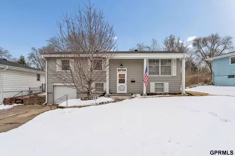 12431 Castelar St, Omaha, NE 68144