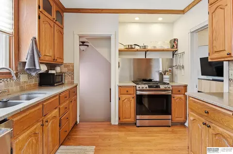 Kitchen - 478 E 15th St, Wahoo, NE 68066 photo 5 of 6